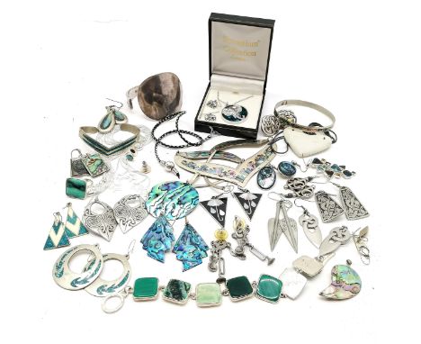 Qty of costume jewellery inc paua shell, Pandora lace bracelet (a/f), cuff bangle made from spoon, pewter celtic jewellery et