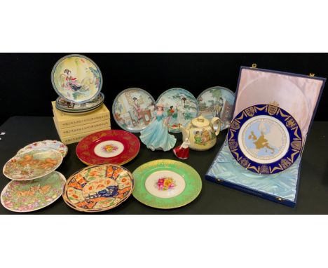 Ceramics - Royal Doulton figures;  series ware tea pot;  Royal Worcester painted cabinet plate cottage scene sighed  R Rushto