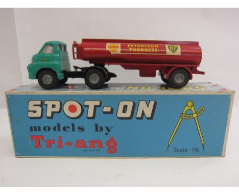 A Triang Spot-On 158A/2 diecast model Bedford 10 Tonner with turquoise cab with cream interior and red plastic steering wheel