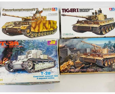 Four boxed various markers army tankers model kits, T-28 WWII Soviet Medium Tank, Bergepanzer Tiger 1 1/35, Tigeri Panzerkamp