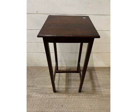 A mahogany lamp table (H62cm Sq30cm)