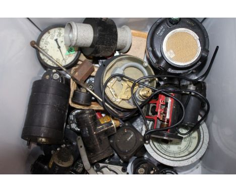 Dials, Gauges, Oil Pressure Transmitters etc, including MOD and broad arrow marked and two Russian marked, (qty)
