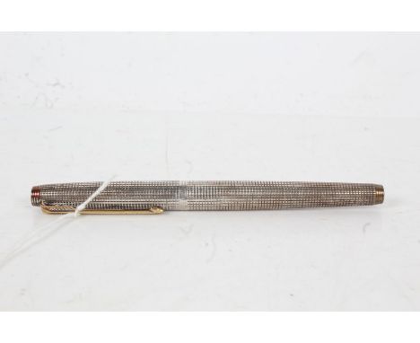 Parker sterling silver fountain pen, with engine turned body