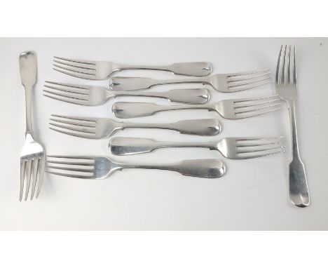 Eight London silver hallmarked 1819 FORKS by silversmith PAUL STORR length of forks 20cm, gross weight 580gApprox 8 pieces