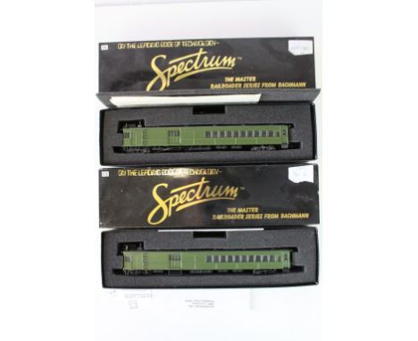 Two boxed Bachmann Spectrum HO scale Doodlebugs to include 81405 EMC Gas Electric Union Pacific and 81403 Santa Fe Mustache