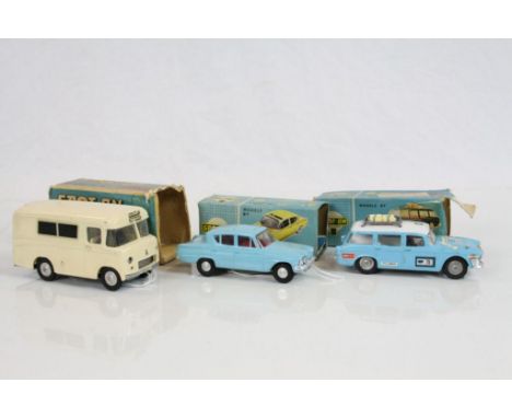 Three boxed Triang Spot On diecast models to include 259 Ford Consul Classic with sliding roof in pale blue with red interior