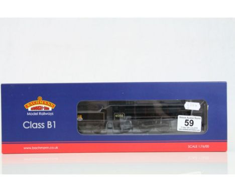 Boxed Bachmann OO gauge 31714 Class B1 61250 'A.Harold Bibby' BR Black Early Emblem locomotive with tender 8 DCC, appearing u