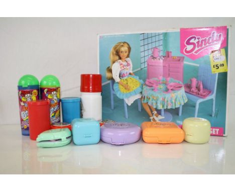 Boxed Hasbro Sindy Kitchen Set plus 5 x original Bluebird Polly Pocket sets, POGs and Chuppa Chub Slammers 