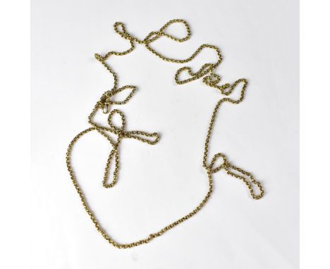 A continuous gold muff chain with a swivel clasp, length 160cm, approx 35g. CONDITION REPORT: There are no markings, but this