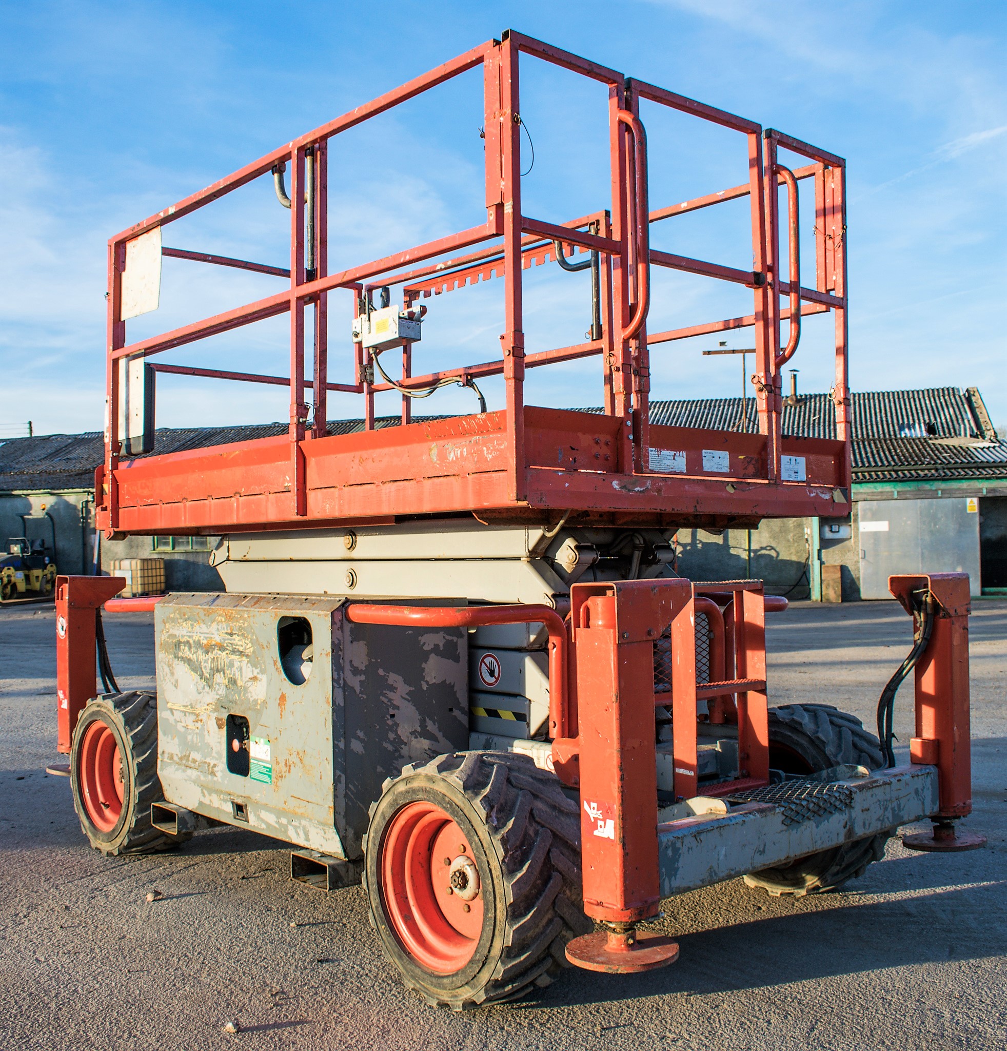 Skyjack SJ6832 RT 32ft 4 wheel drive rough terrain scissor lift access