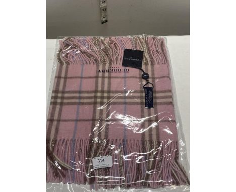 A new with tags Burberry 100% lambs wool pink long scarf with double tassels 150 x 37cm 
