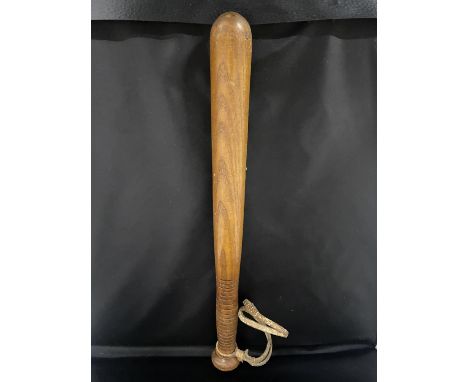 A vintage police mans truncheon 40cm 