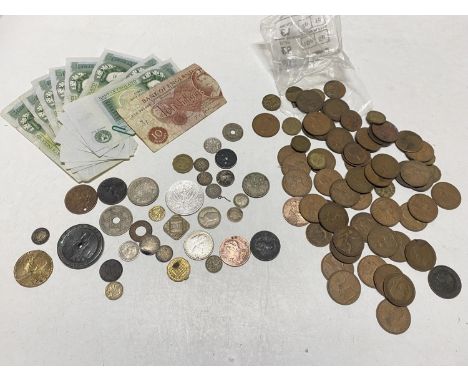 A selection of assorted British bank notes and various vintage coinage including silver 
