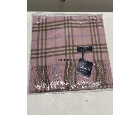 A new with tags Burberry 100% lambs wool pink long scarf 166 x 38cm 