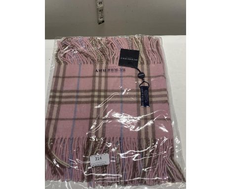 A new with tags Burberry 100% lambs wool pink long scarf with double tassels 150 x 37cm 