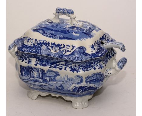 A Copeland spode 'Italian' tureen and cover with ladle, 30cm high CONDITION REPORT: Lot 150 - in good condition, no issues