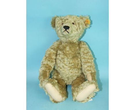 Steiff, a modern Steiff Classic jointed growler teddy bear, no.000751, with fabric labels to ear, 39cm. 