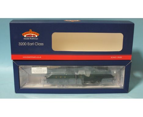 Bachmann OO gauge, 31-087 DC GWR 3200 Earl Class 4-4-0 locomotive no.9003, boxed with accessories and paperwork. 