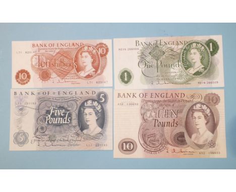 A collection of four Bank of England uncirculated Hollom Portrait Series C bank notes:&nbsp;ten pounds A32 136633, five pound