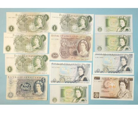 A collection of twelve Bank of England bank notes:&nbsp;Page four Portrait Series C uncirculated one-pound notes Y47B 758505,