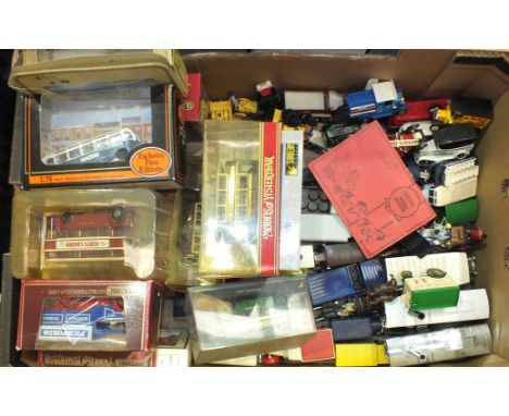A quantity of boxed Models of Yesteryear, Cameo Corgi and Lledo diecasts, and others, (unboxed).