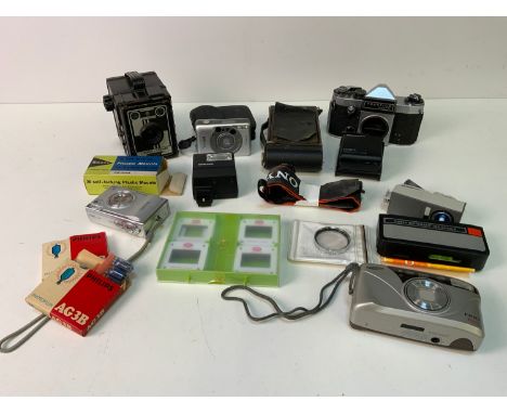 Various Cameras, Vintage and Modern Bulbs etc 