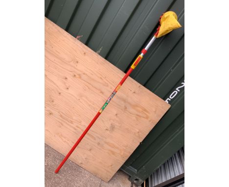 Wolf Garten Click System Garden Tool with Apple Picking Attachment 