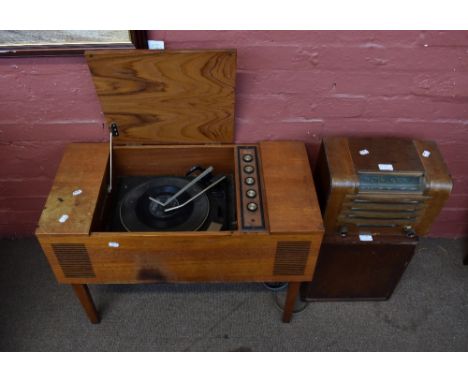 A vintage radio, a further radio and a small radiogram (3).&nbsp;