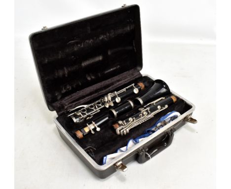 BUNDY; a cased 'Resonite' clarinet.