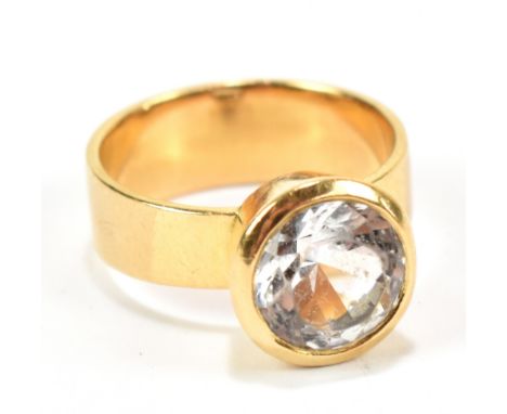 An 18ct yellow gold single stone dress ring, size K, approx 6.6g.