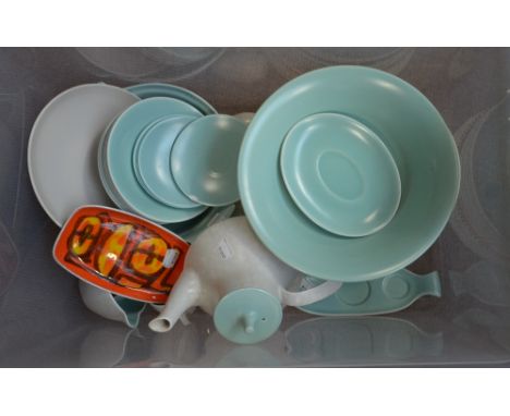 POOLE; a collection of dinner, tea ware and small dishes.