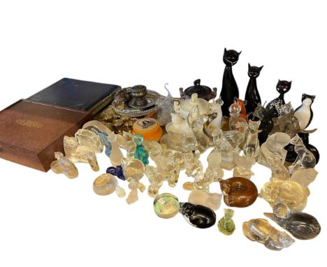 Collection of glass cat figures including Baccarat, Lalique, Villery and Boch etc, together with metal wares.