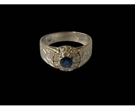 18ct white gold sapphire ring, size K.