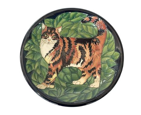 Moorcroft limited edition cat plate, 26cm dia.