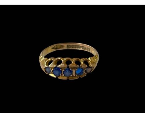 Sapphire 9ct gold ring, size L.