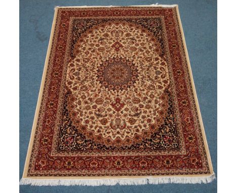 Beige ground Keshan pattern carpet 280 x 200cm Condition Report Click here for further images, condition, auction times & del