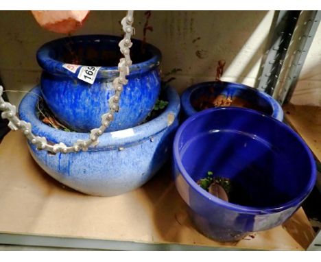 Four mixed blue ceramic planters. Not available for in-house P&amp;P 
