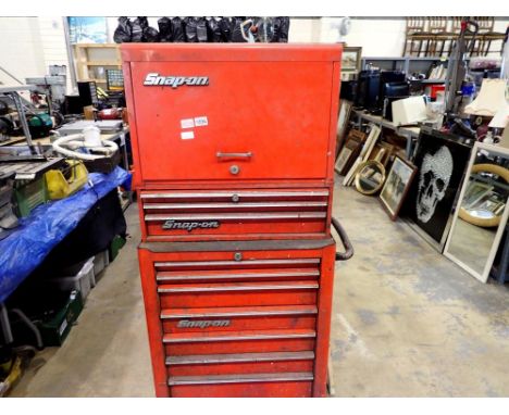 Snap-On tools three box unit with drawers on castors. Not available for in-house P&amp;P 