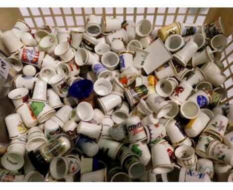 Large quantity of ceramic thimbles. Not available for in-house P&amp;P 