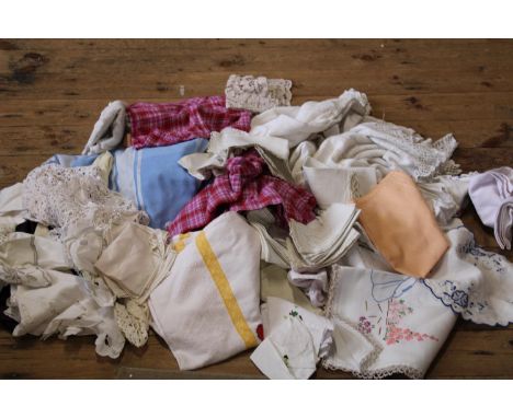 A box of vintage linen &amp; other material 