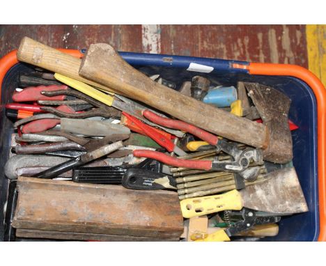 A large quantity of vintage tools etcCollection Only 