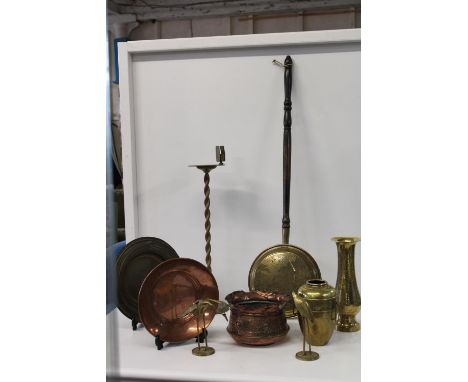 A good selection of vintage brass & copper wareCollection Only 