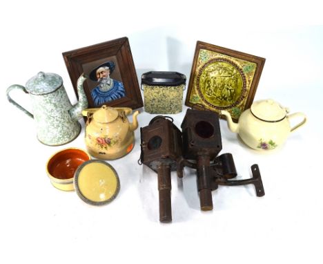 A pair of 19th century japanned tin coach lamps with candle fittings, to/w a small selection of enamel kitchen-ware and two t