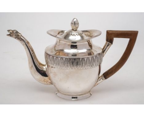 A Continental silver teapot: of ovoid form, the lift-off lid with acorn style finial, with banded palmette decoration, the sp