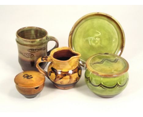 WINCHCOMBE POTTERY. Five pieces of Winchcombe slip ware.