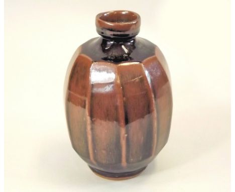 MIKE DODD. A cut-sided bottle vase by Mike Dodd. Personal mark. Height 22cm.