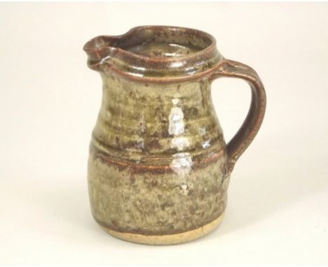RICHARD BATTERHAM. A pint jug by Richard Batterham.