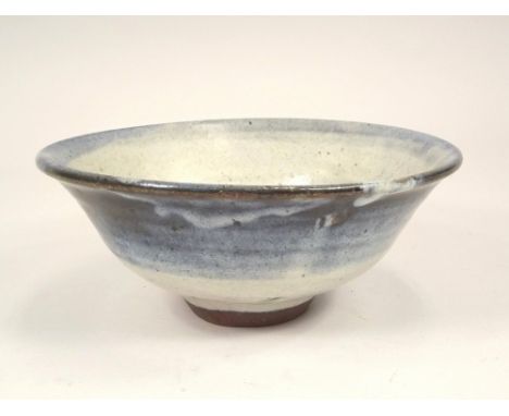 IAN STEEL LEACH POTTERY. A Leach Pottery footed bowl by Ian Steel. Marks obscured by glaze. Diameter 20.5cm. Note: Former sto