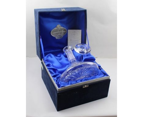 A GLENCAIRN LEAD CRYSTAL QUEEN ELIZABETH II SHIP'S DECANTER, no. 3652, having crest engraved stopper, boat to belly with inci
