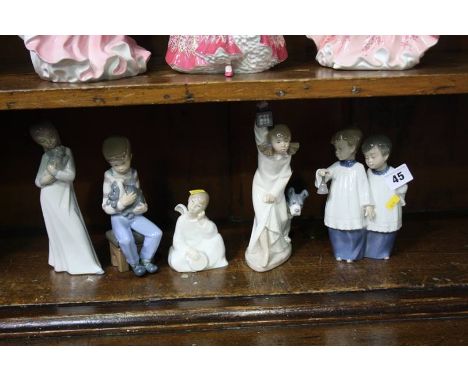Five Nao figures